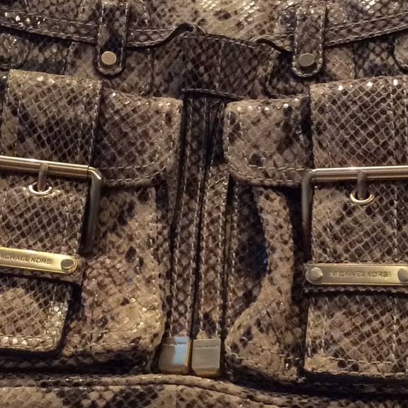 Michael Kors Snake Print Bag - Picture 4 of 14